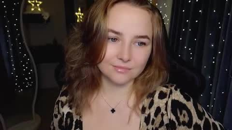 Snapshot of mira_mermayd chatting on December 2025 10:02:02 AM Mira online show from December 2025 10:02:02 AM