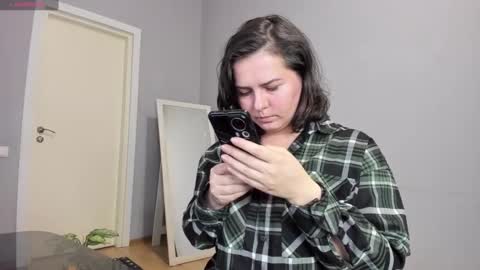 Meera online show from March 2025 02:56:02 PM