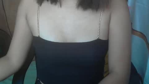 Snapshot of mirana_xxx chatting on February 2025 07:39:02 AM Im Ping online show from February 2025 07:39:02 AM