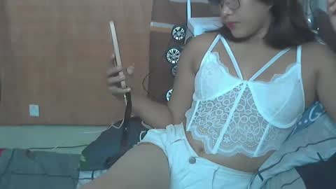 Snapshot of mirana_xxx chatting on February 2025 02:35:02 AM Im Ping online show from February 2025 02:35:02 AM