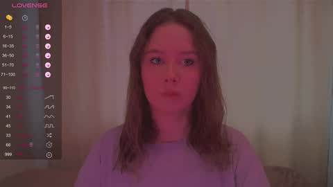 Kira online show from November 2025 11:20:02 AM