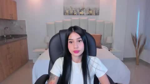 Snapshot of miranda_crawfor chatting on January 2026 01:16:02 PM miranda_crawfor online show from January 2026 01:16:02 PM