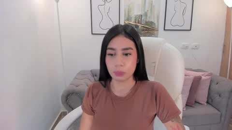 Snapshot of miranda_crawfor chatting on February 2026 04:52:01 AM miranda_crawfor online show from February 2026 04:52:01 AM