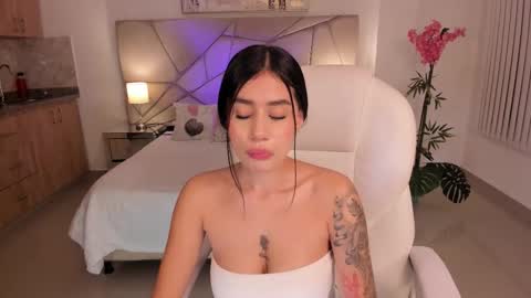 Snapshot of miranda_crawfor chatting on March 2026 05:35:02 AM miranda_crawfor online show from March 2026 05:35:02 AM