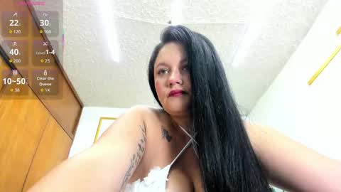 Snapshot of miranda_vegaa chatting on May 2026 05:31:02 PM Miranda Vegaa online show from May 2026 05:31:02 PM