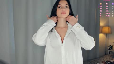 Snapshot of mirandabettman chatting on January 2026 06:39:01 AM My name is Adele online show from January 2026 06:39:01 AM