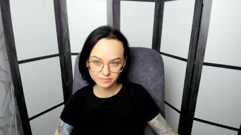 Mira online show from February 2025 10:37:02 AM