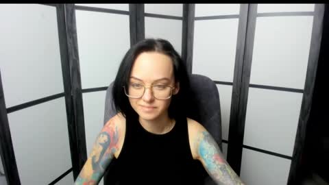 Mira online show from February 2025 03:41:02 PM