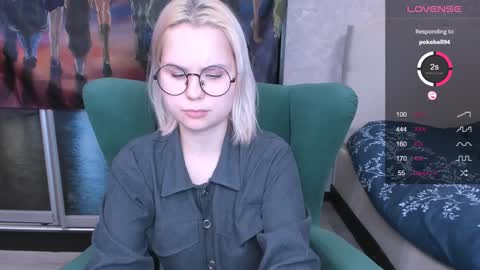 Kira online show from February 2025 12:47:02 AM