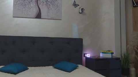 Snapshot of miriam04 chatting on January 2025 10:19:01 PM miriam04 online show from January 2025 10:19:01 PM