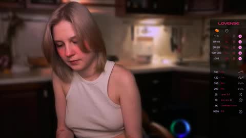 Snapshot of mirrameow chatting on November 2025 10:10:02 PM Mira online show from November 2025 10:10:02 PM