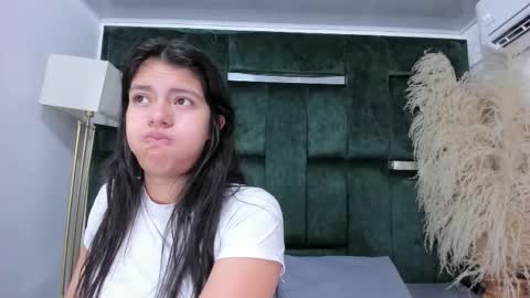 Snapshot of misaki_kai chatting on December 2025 05:39:02 AM Misaki Kai online show from December 2025 05:39:02 AM