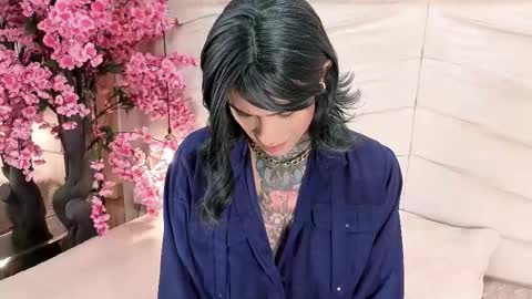     online show from February 2026 01:52:02 PM