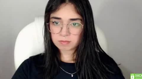 Snapshot of misha__sweet__27 chatting on October 2025 07:09:01 AM misha online show from October 2025 07:09:01 AM