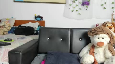 Mishell Bons online show from February 2026 09:02:01 PM