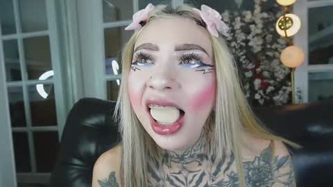 Snapshot of miss___angel chatting on February 2026 11:16:01 AM miss___angel online show from February 2026 11:16:01 AM