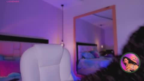 Charlotte online show from September 2025 04:38:01 AM