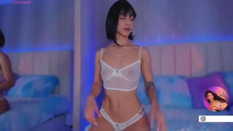 Charlotte online show from October 2025 04:57:02 AM