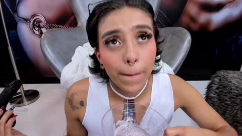 Martina online show from January 2025 09:02:01 AM