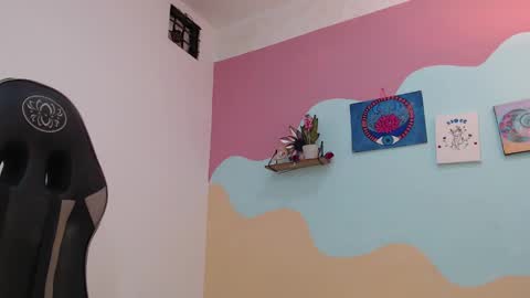 Akemi 3 online show from February 2025 05:16:01 PM