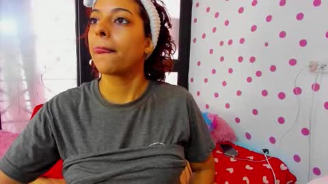 Akemi 3 online show from October 2025 02:34:01 PM