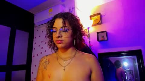 Akemi 3 online show from October 2025 02:12:01 AM