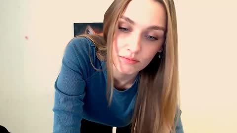 Angelina online show from October 2025 05:59:01 AM