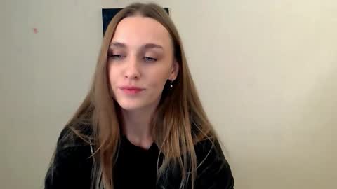Angelina online show from October 2025 06:11:02 AM