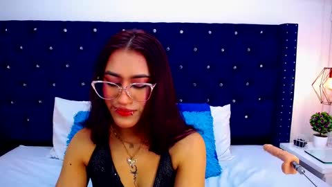 miss_ariss online show from October 2025 05:26:02 AM