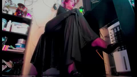 Snapshot of miss_asmodeus chatting on September 2025 09:55:02 AM missAsmodeus online show from September 2025 09:55:02 AM