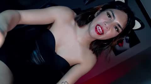Snapshot of miss_bella69 chatting on May 2026 04:51:01 AM miss_bella69 online show from May 2026 04:51:01 AM
