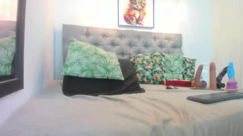 miss_big_ass21 online show from March 2025 01:03:02 AM