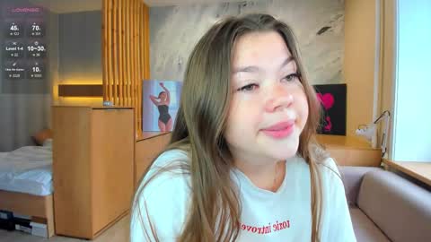 Sandy online show from September 2025 12:54:01 AM