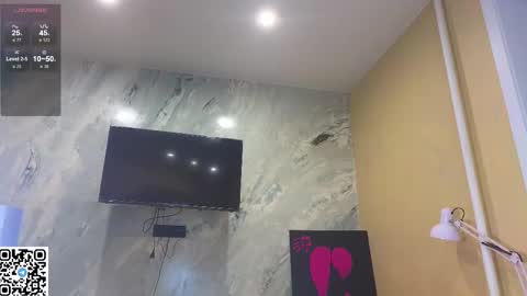 Sandy online show from October 2025 11:28:02 PM