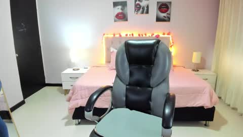 Snapshot of miss_cataleya__ chatting on May 2026 11:25:01 AM Cataleya online show from May 2026 11:25:01 AM
