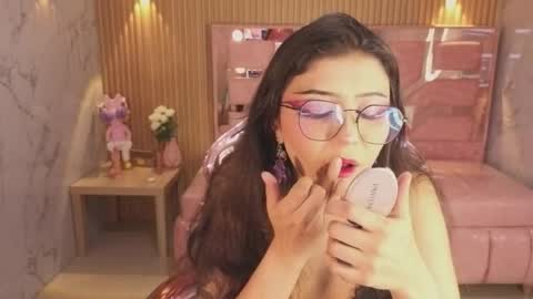 Snapshot of miss_devil_s chatting on January 2026 03:11:01 AM miss_devil_s online show from January 2026 03:11:01 AM