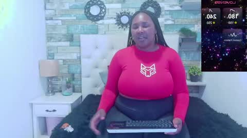 Snapshot of miss_evans_ chatting on May 2026 01:30:02 PM miss_evans_ online show from May 2026 01:30:02 PM