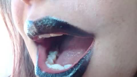 Miss Evoleth online show from December 2025 07:53:02 PM