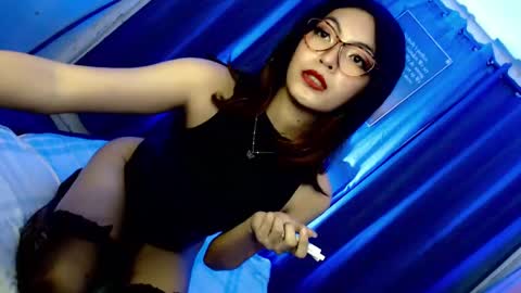 miss_hornydoll online show from December 2024 05:05:02 AM