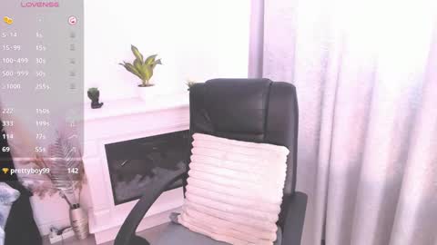 miss_jollie online show from January 2025 10:49:02 AM