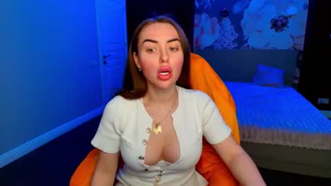 Snapshot of miss_kiten chatting on July 2026 03:00:02 AM miss_kiten online show from July 2026 03:00:02 AM