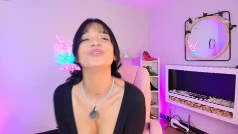 Miss koko online show from November 2025 08:19:01 PM