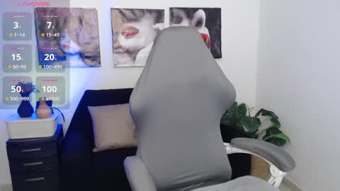 Snapshot of miss_laiila chatting on November 2025 01:40:02 AM Laila online show from November 2025 01:40:02 AM