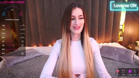 Snapshot of miss_martini chatting on January 2025 10:40:01 AM   online show from January 2025 10:40:01 AM