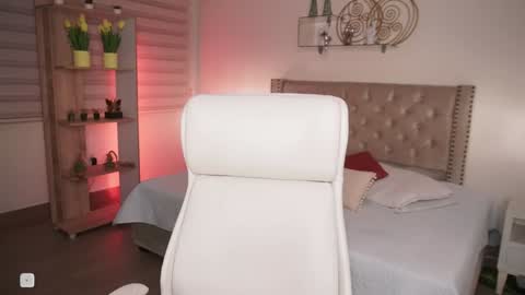 Snapshot of miss_meii chatting on December 2025 11:34:02 PM Alejandra online show from December 2025 11:34:02 PM