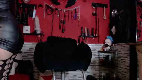 Snapshot of miss_mirandaa chatting on February 2026 10:35:01 AM Mistress Miranda online show from February 2026 10:35:01 AM