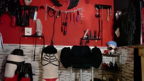 Snapshot of miss_mirandaa chatting on February 2026 11:21:01 AM Mistress Miranda online show from February 2026 11:21:01 AM
