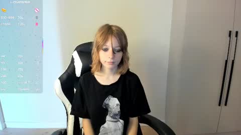 Molly online show from August 2026 05:53:01 AM
