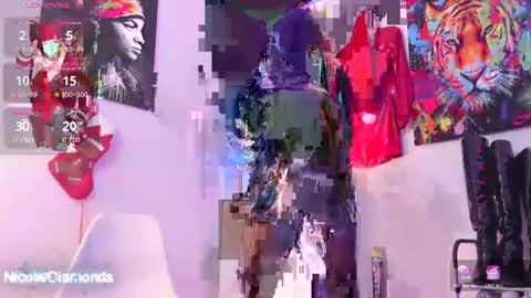 Miss Nicole online show from December 2025 02:43:02 PM