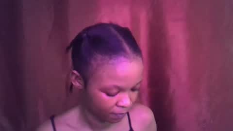 Snapshot of miss_rihanna2 chatting on November 2025 07:31:02 AM miss_rihanna2 online show from November 2025 07:31:02 AM